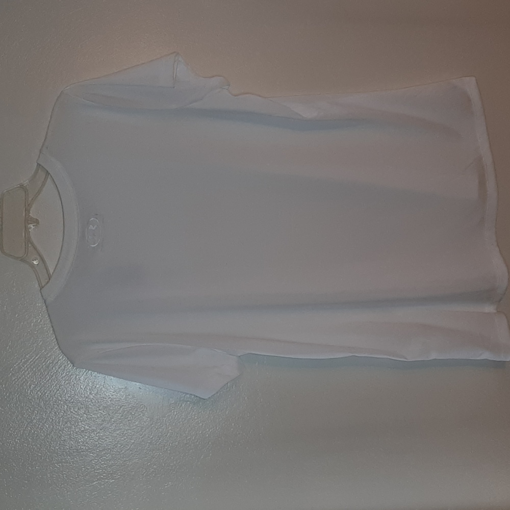 Nwt women's under armour short sleeve shirt - Picture 4 of 4